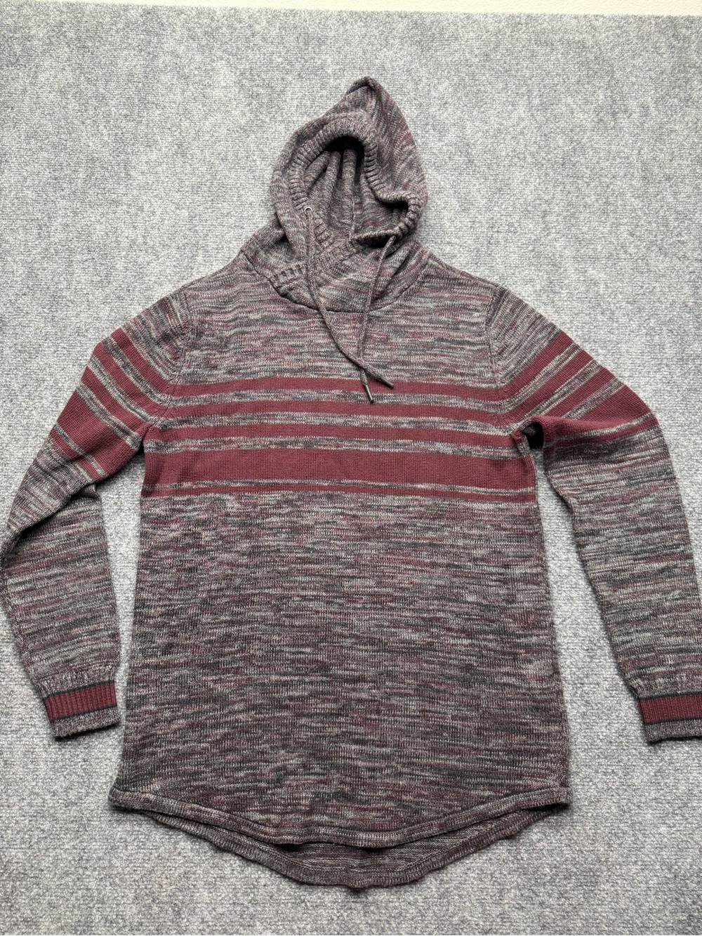 Retrofit Men’s Medium Hooded Knit Sweater in Maroon and Gray